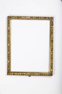 Cornice in legno intagliato e dorato, Emilia XVII secolo  - Asta Cornici antiche - Associazione Nazionale - Case d'Asta italiane