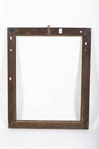 Cornice a labbretto in legno dorato. Bologna, XVIII secolo  - Asta Cornici antiche - Associazione Nazionale - Case d'Asta italiane