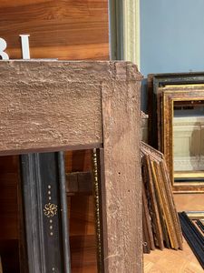 Cornice a edicola di gusto rinascimentale. Arte veneta del XIX-XX secolo  - Asta Cornici antiche - Associazione Nazionale - Case d'Asta italiane