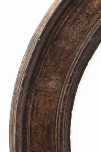 Cornice di forma circolare in legno dorato. XVIII secolo  - Asta Cornici antiche - Associazione Nazionale - Case d'Asta italiane