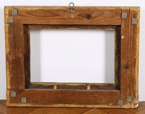 Cornice in legno intagliato e dorato. Italia centrale XVII secolo  - Asta Cornici antiche - Associazione Nazionale - Case d'Asta italiane