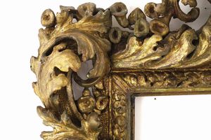Cornice in legno intagliato e dorato. Italia XVIII-XIX secolo  - Asta Cornici antiche - Associazione Nazionale - Case d'Asta italiane