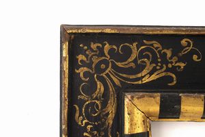 Cornice a cassetta in legno ebanizzato con decori in oro. Toscana, XVI-XVII secolo  - Asta Cornici antiche - Associazione Nazionale - Case d'Asta italiane