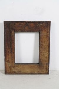 Cornice in legno intagliato ed ebanizzato. XVII secolo  - Asta Cornici antiche - Associazione Nazionale - Case d'Asta italiane