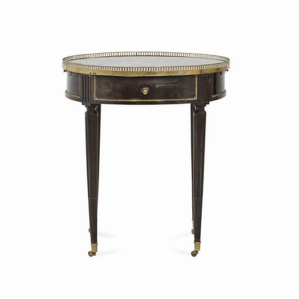 Tavolino circolare stile Luigi XVI  - Asta Dimore Italiane - Associazione Nazionale - Case d'Asta italiane