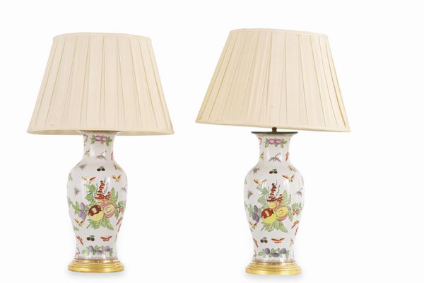 Coppia di vasi montati a lampada, XX secolo  - Asta Dimore Italiane - Associazione Nazionale - Case d'Asta italiane