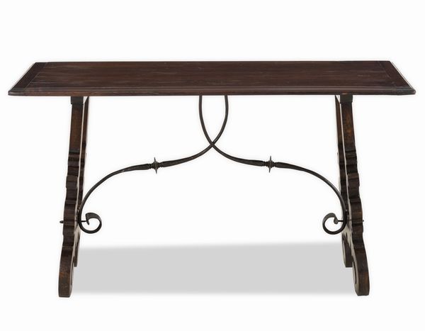 Tavolo fratino in legno. XX secolo  - Asta Dimore Italiane - Associazione Nazionale - Case d'Asta italiane