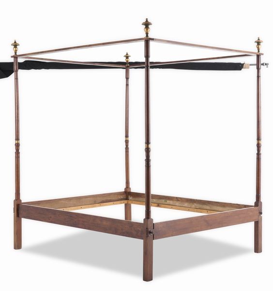 Letto a baldacchino. XX secolo  - Asta Dimore Italiane - Associazione Nazionale - Case d'Asta italiane