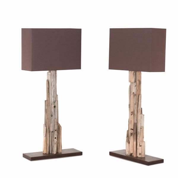 Due lampade da terra. Italia, XXI secolo  - Asta Dimore Italiane - Associazione Nazionale - Case d'Asta italiane