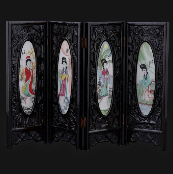 Piccolo paravento, Cina, Repubblica  - Asta Dimore Italiane - Associazione Nazionale - Case d'Asta italiane