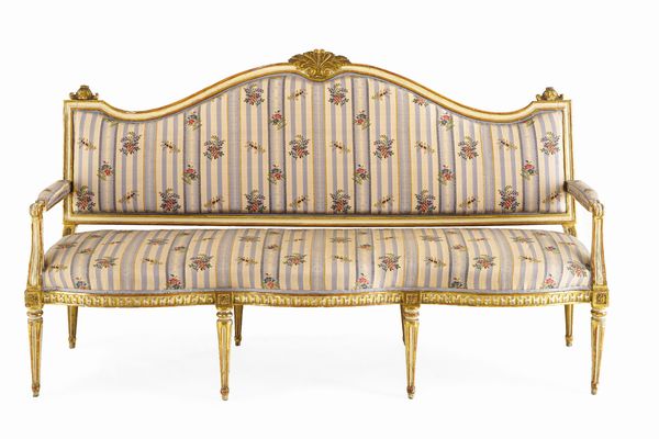 Divano Luigi XVI in legno intagliato, laccato e dorato. XVIII secolo  - Asta Dimore Italiane - Associazione Nazionale - Case d'Asta italiane