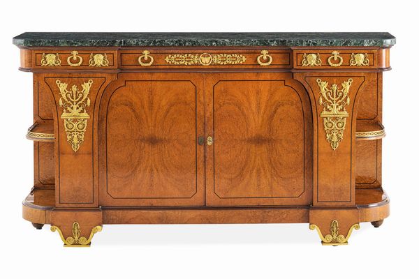 Credenza. Russia, XIX secolo  - Asta Dimore Italiane - Associazione Nazionale - Case d'Asta italiane