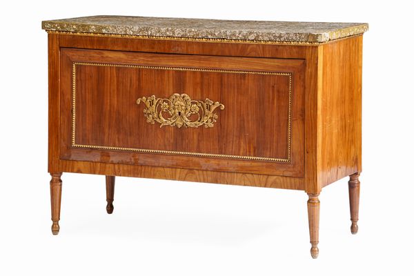 Coppia di cassettoni lastronati. XVIII secolo  - Asta Dimore Italiane - Associazione Nazionale - Case d'Asta italiane