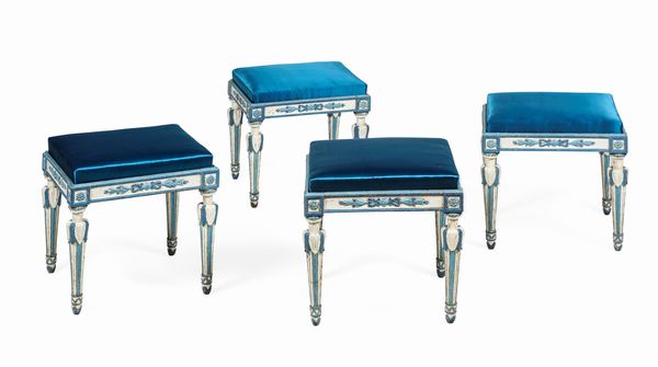 Gruppo di quattro sgabelli. Piemonte, XVIII secolo  - Asta Dimore Italiane - Associazione Nazionale - Case d'Asta italiane