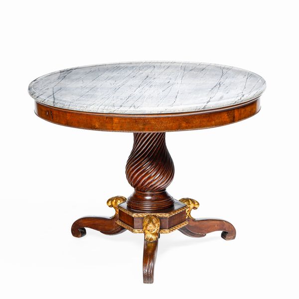 Tavolo da centro. Lucca, XIX secolo  - Asta Dimore Italiane - Associazione Nazionale - Case d'Asta italiane