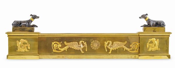 Parafuoco in bronzo dorato e patinato. XIX secolo  - Asta Dimore Italiane - Associazione Nazionale - Case d'Asta italiane