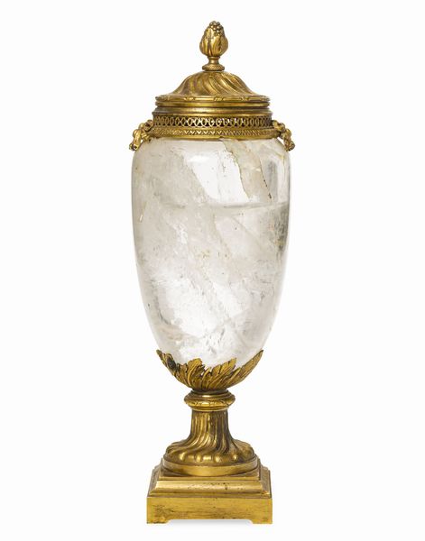 Vaso. Cristallo di Rocca, bronzo dorato e cesellato. XIX secolo  - Asta Dimore Italiane - Associazione Nazionale - Case d'Asta italiane