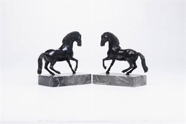 Coppia di cavalli. Fonditore italiano del XIX secolo  - Asta Dimore Italiane - Associazione Nazionale - Case d'Asta italiane