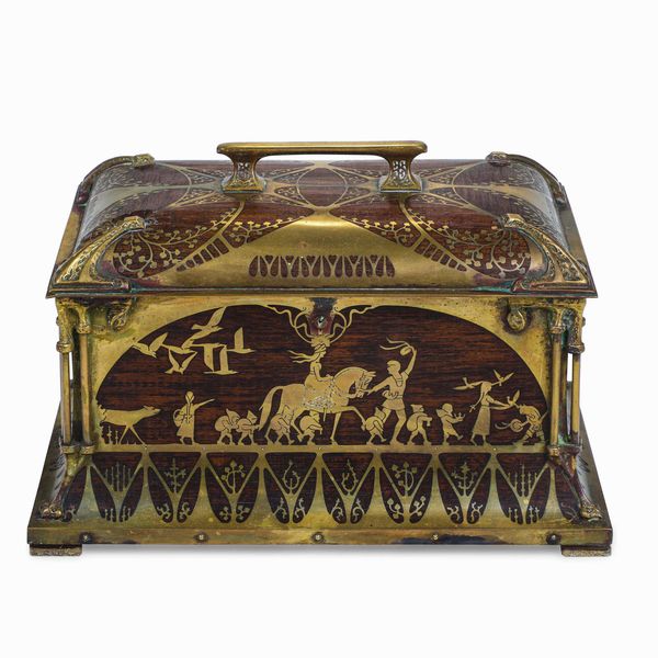 Scrigno. Legno, rame sagomato e dorato. Germania o Austria, Jugendstil, fine XIX - inizio XX secolo  - Asta Dimore Italiane - Associazione Nazionale - Case d'Asta italiane