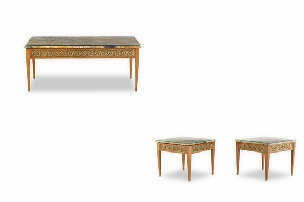 Tre tavolini da salotto in legno stile Luigi XVI. XX secolo  - Asta Dimore Italiane - Associazione Nazionale - Case d'Asta italiane