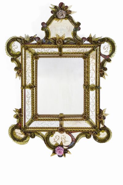 Specchiera in vetro incolore. Murano, XX secolo  - Asta Dimore Italiane - Associazione Nazionale - Case d'Asta italiane