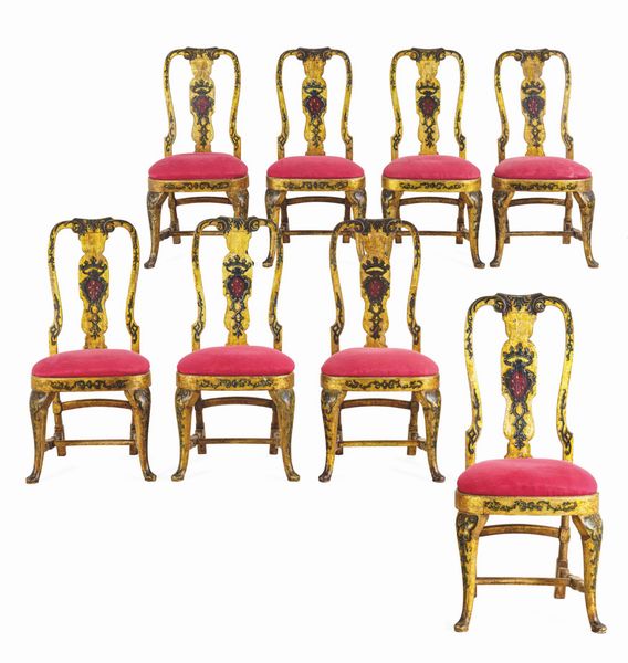 Gruppo di otto sedie in legno intagliato e laccato. Venezia, XVIII secolo  - Asta Dimore Italiane - Associazione Nazionale - Case d'Asta italiane