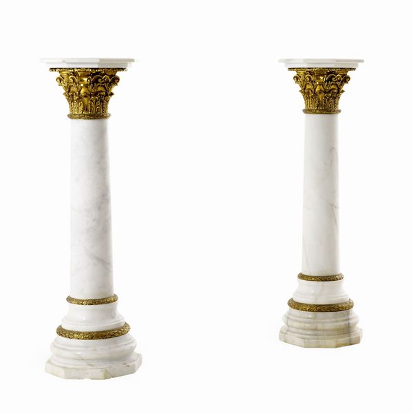 Coppia di colonne in marmo. XX secolo  - Asta Dimore Italiane - Associazione Nazionale - Case d'Asta italiane