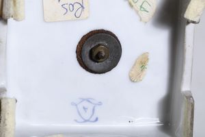 Coppia di vasi.<BR>Francia, XX secolo  - Asta Dimore Italiane - Associazione Nazionale - Case d'Asta italiane