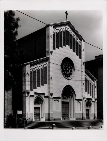 GABRIELE BASILICO : Chiesa di Santa Maria del Suffragio  - Asta Fotografia - Associazione Nazionale - Case d'Asta italiane