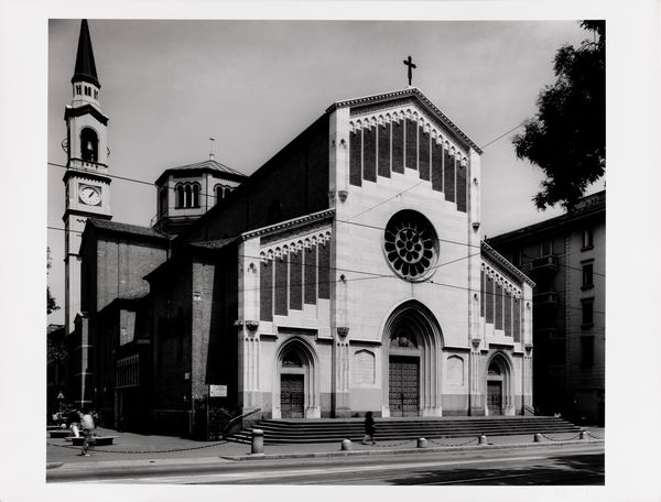 GABRIELE BASILICO : Chiesa di Santa Maria del Suffragio  - Asta Fotografia - Associazione Nazionale - Case d'Asta italiane