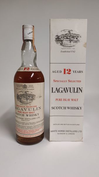Lagavulin 12 Years White Horse Distillers, Pure Islay Malt Scotch Whisky  - Asta Spring Wines and Spirits - Associazione Nazionale - Case d'Asta italiane