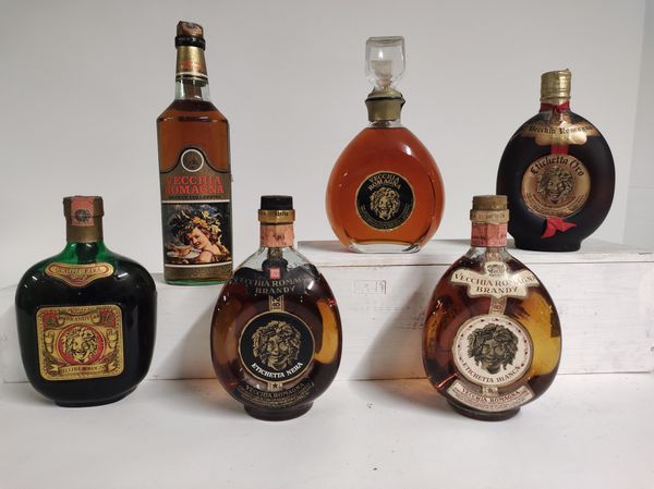 Collezione Vecchia Romagna, Brandy  - Asta Spring Wines and Spirits - Associazione Nazionale - Case d'Asta italiane
