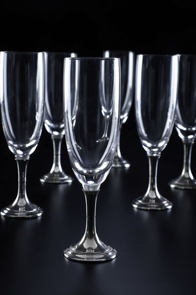 Dodici fltes. Manifattura italiana del XX secolo.  - Asta  Arredi per la tavola - Associazione Nazionale - Case d'Asta italiane