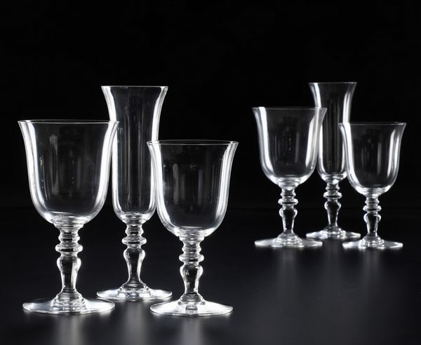 Servizio di calici Vence.<BR>Francia, Manifattura Baccarat, XX secolo.<BR>  - Asta  Arredi per la tavola - Associazione Nazionale - Case d'Asta italiane