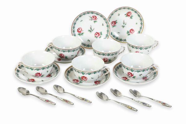 Sei tazze da t�. <BR>Doccia, Manifattura Richard Ginori, XX secolo.  - Asta  Arredi per la tavola - Associazione Nazionale - Case d'Asta italiane