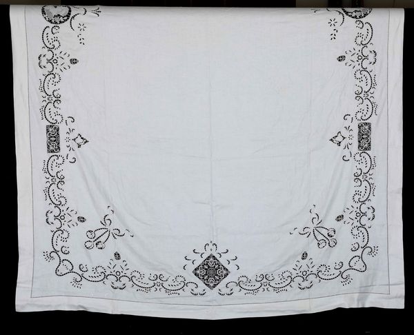 Tovaglia con iniziali MGB e corona di conte.<BR>  - Asta  Arredi per la tavola - Associazione Nazionale - Case d'Asta italiane