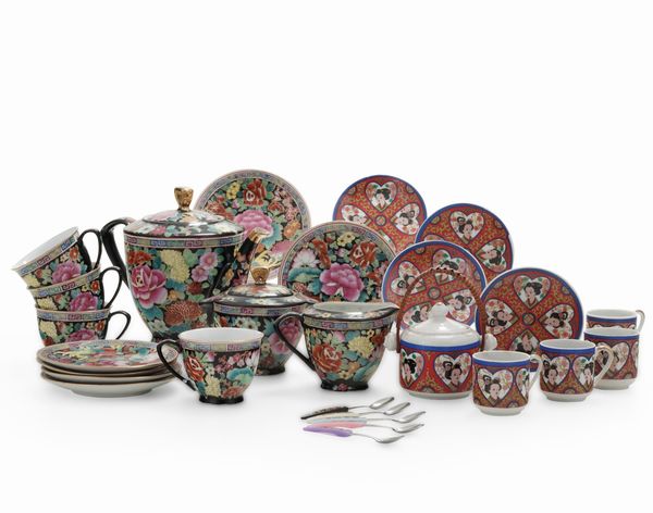 Due servizi da t.<BR>Cina XX secolo.  - Asta  Arredi per la tavola - Associazione Nazionale - Case d'Asta italiane