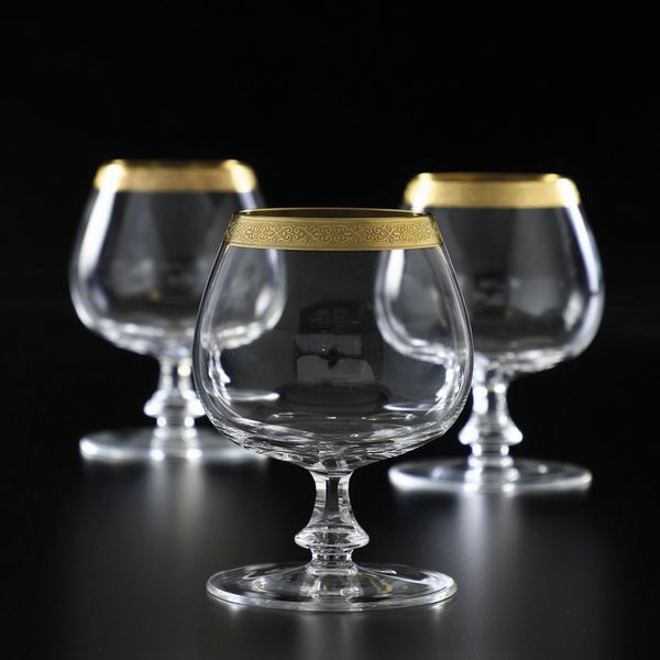 Diciotto bicchieri.<BR>Repubblica Ceca, Manifattura di Moser, XX secolo.  - Asta  Arredi per la tavola - Associazione Nazionale - Case d'Asta italiane