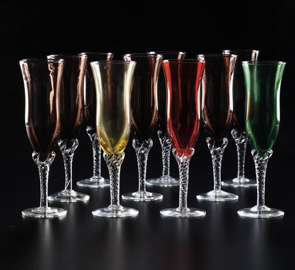 Dieci fltes, XX secolo.  - Asta  Arredi per la tavola - Associazione Nazionale - Case d'Asta italiane