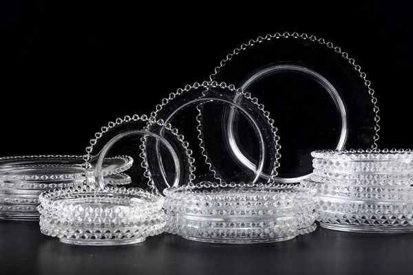 Servizio di piatti Andalau.<BR>Francia, Lalique, XX secolo.<BR>  - Asta  Arredi per la tavola - Associazione Nazionale - Case d'Asta italiane