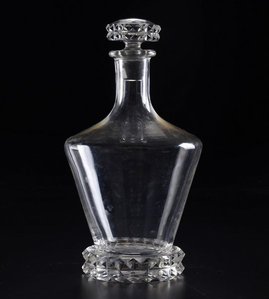 Bottiglia Diamants.<BR>Francia, Manifattura Saint Louis, 1935 circa.<BR>  - Asta  Arredi per la tavola - Associazione Nazionale - Case d'Asta italiane