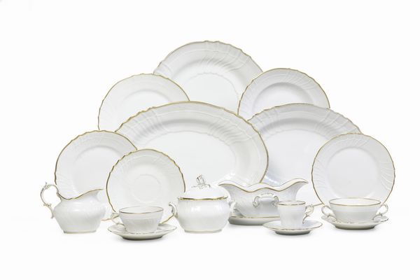 Servizio da tavola �Sanremo�.<BR>Doccia, Manifattura Richard Ginori, XX secolo.<BR>  - Asta  Arredi per la tavola - Associazione Nazionale - Case d'Asta italiane