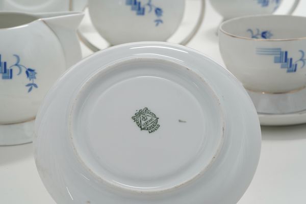Servizio da t.<BR>Laveno, Societ Ceramica Italiana, XX secolo.<BR>Modello di Guido Andloviz del 1933.  - Asta  Arredi per la tavola - Associazione Nazionale - Case d'Asta italiane