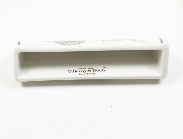 Dodici poggia posate.<BR>Belgio, Manifattura Villeroy & Boch, XX secolo.  - Asta  Arredi per la tavola - Associazione Nazionale - Case d'Asta italiane