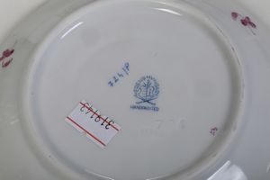 Un vassoio, due tazze e due piattini.<BR>Ungheria, Manifattura Herend, XX secolo.  - Asta  Arredi per la tavola - Associazione Nazionale - Case d'Asta italiane