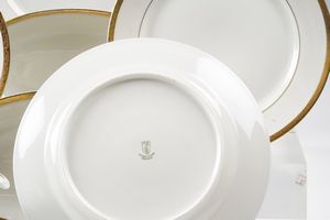 Elementi di servizio da tavola.<BR>Germania, Oberkotzau (baviera), Manifattura Neuerer S.C., XX secolo.  - Asta  Arredi per la tavola - Associazione Nazionale - Case d'Asta italiane