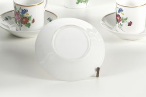 Sei tazze da caff con piattino.<BR>Francia, Probabilmente Parigi, inizio del XIX secolo.  - Asta  Arredi per la tavola - Associazione Nazionale - Case d'Asta italiane