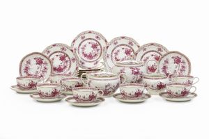 Servizio da t per Rouard Paris.<BR>Limoges, Manifattura Theodore Haviland, prima met del XX secolo.<BR>  - Asta  Arredi per la tavola - Associazione Nazionale - Case d'Asta italiane