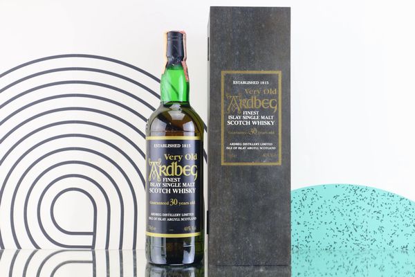 Ardbeg  - Asta Spring Spirits - Whisky, Rum & More - Associazione Nazionale - Case d'Asta italiane