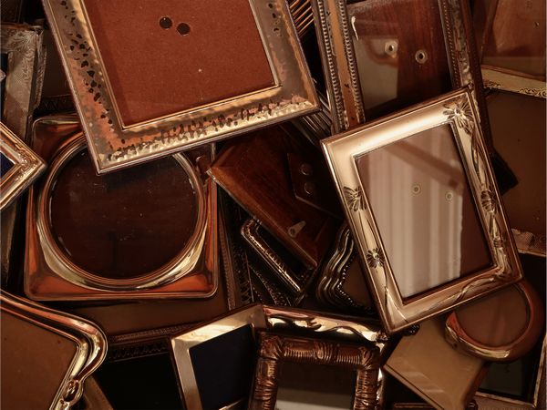 Lotto di curiosit  - Asta Un'antica dimora marchigiana: Arredi antichi e Arte contemporanea - Associazione Nazionale - Case d'Asta italiane